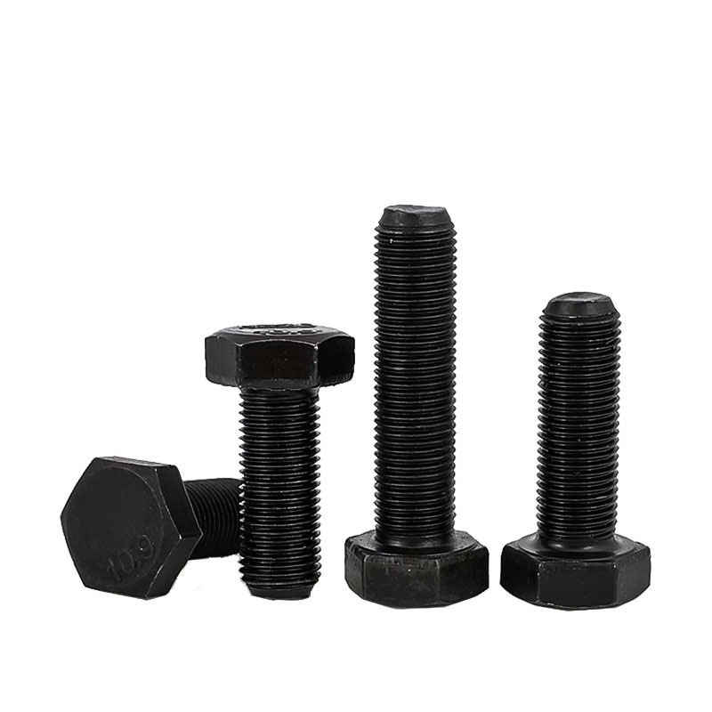 Pourquoi choisir des boulons hexagonaux robustes pour vos applications industrielles ?