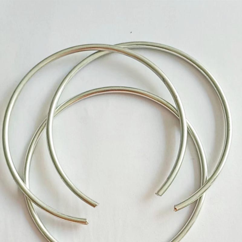 Circlips ronds en fil de fer