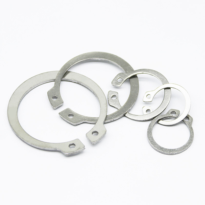 Circlip axial commun pour les arbres