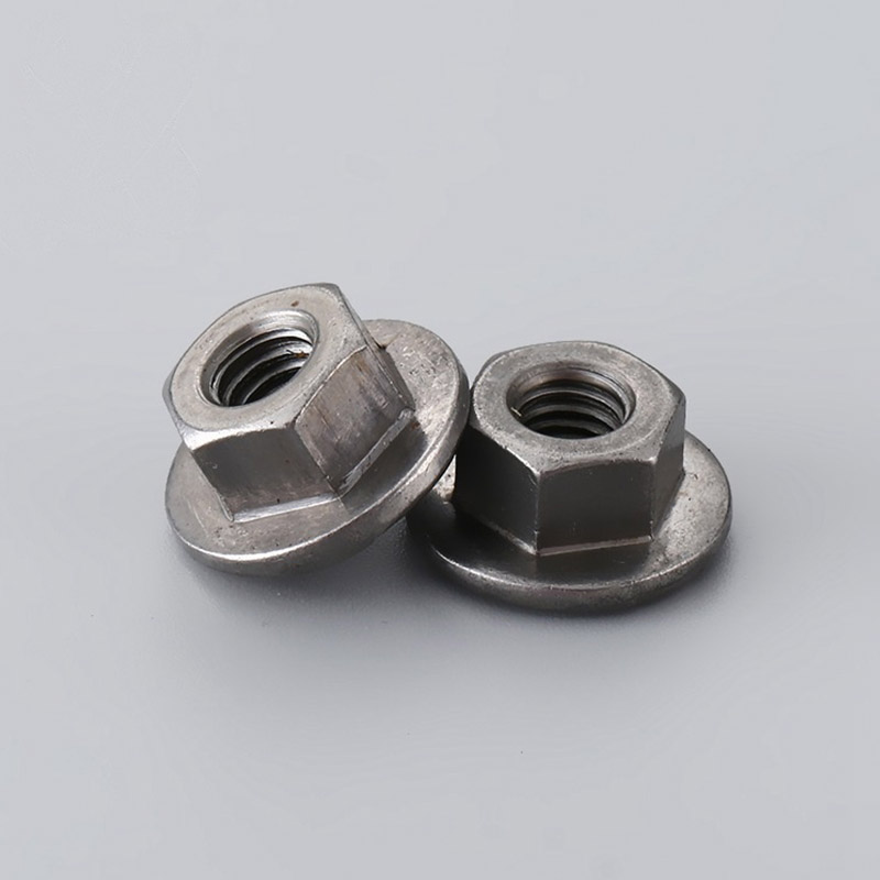 Écrou hexagonal à souder à bride
