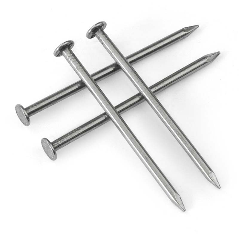 Ongles à tête plate