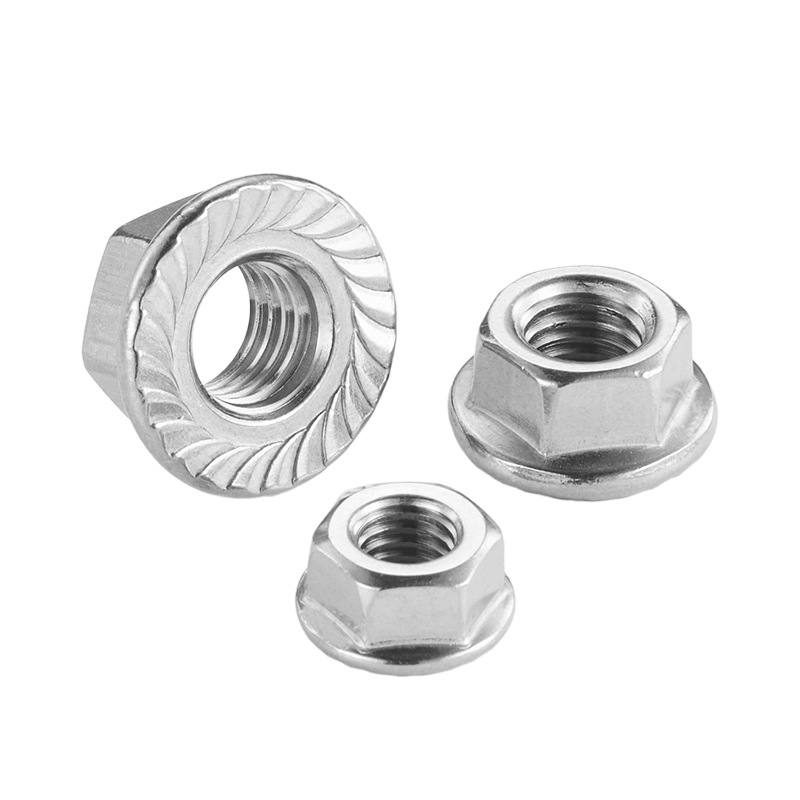 Bride hexagonale portant une noix
